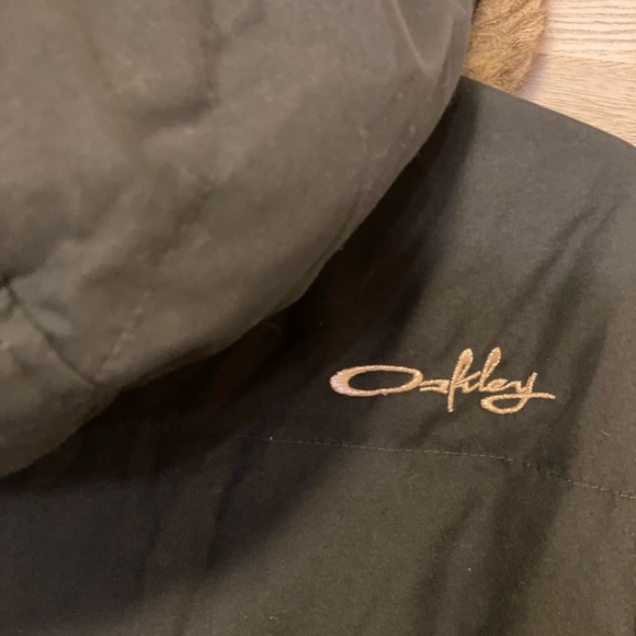 Women’s Oakley Gretchen Bleiler Snow Jacket - XS - Picture 8 of 11